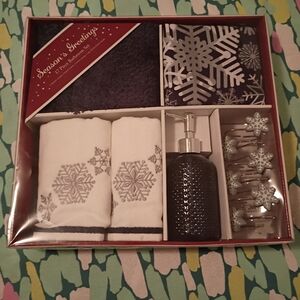 New Blue Bath Set with Snowflake Design